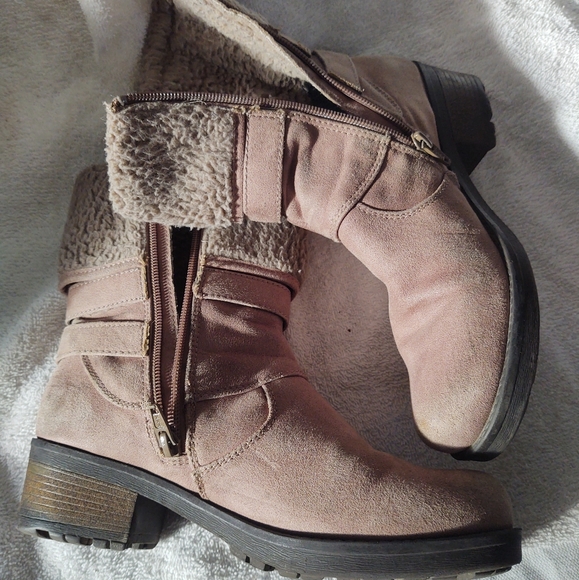 ⏰White Mountain women's boots size 7.5 (T9) - Picture 5 of 6